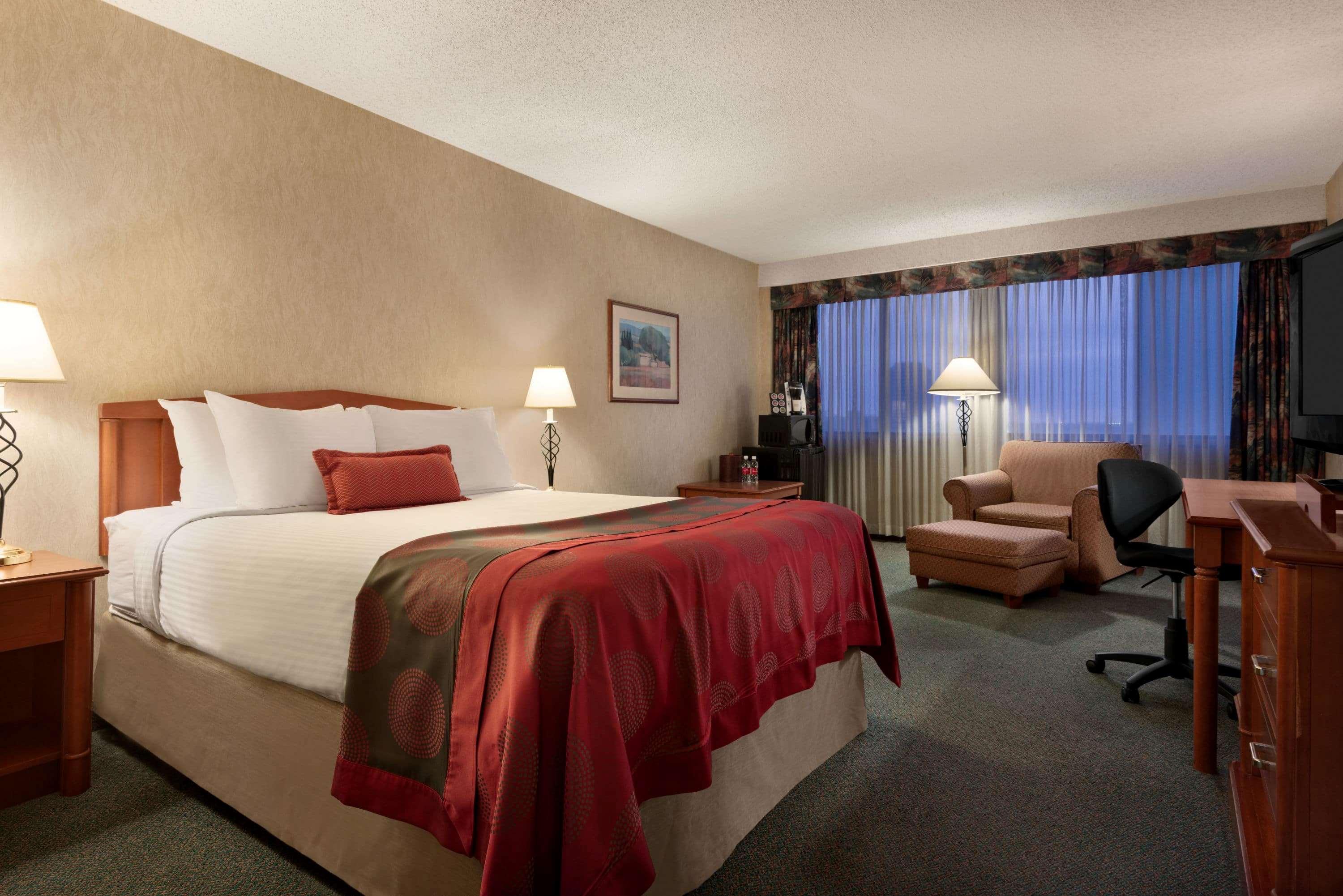 Ramada Plaza By Wyndham Regina Downtown Otel Dış mekan fotoğraf