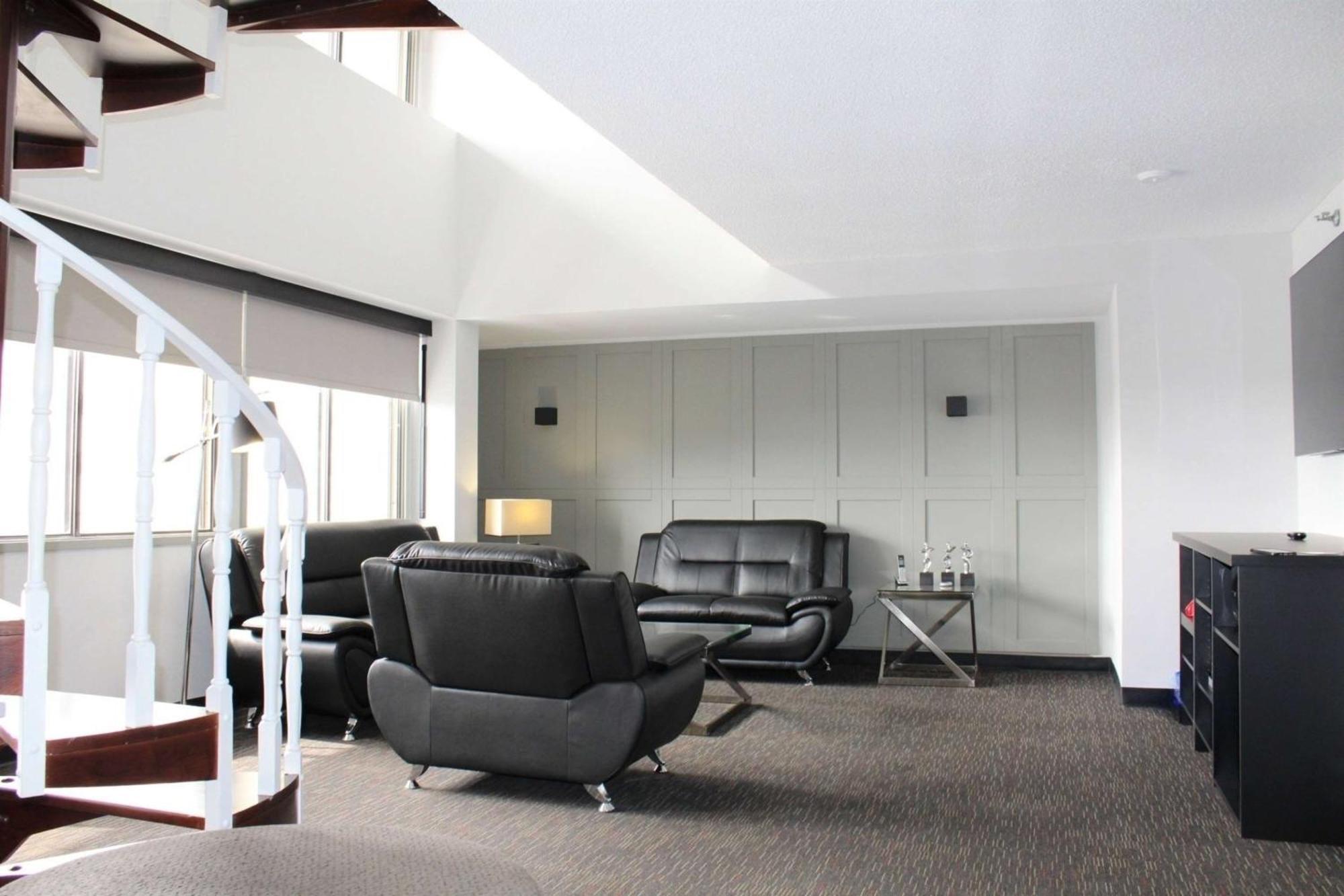 Ramada Plaza By Wyndham Regina Downtown Otel Dış mekan fotoğraf