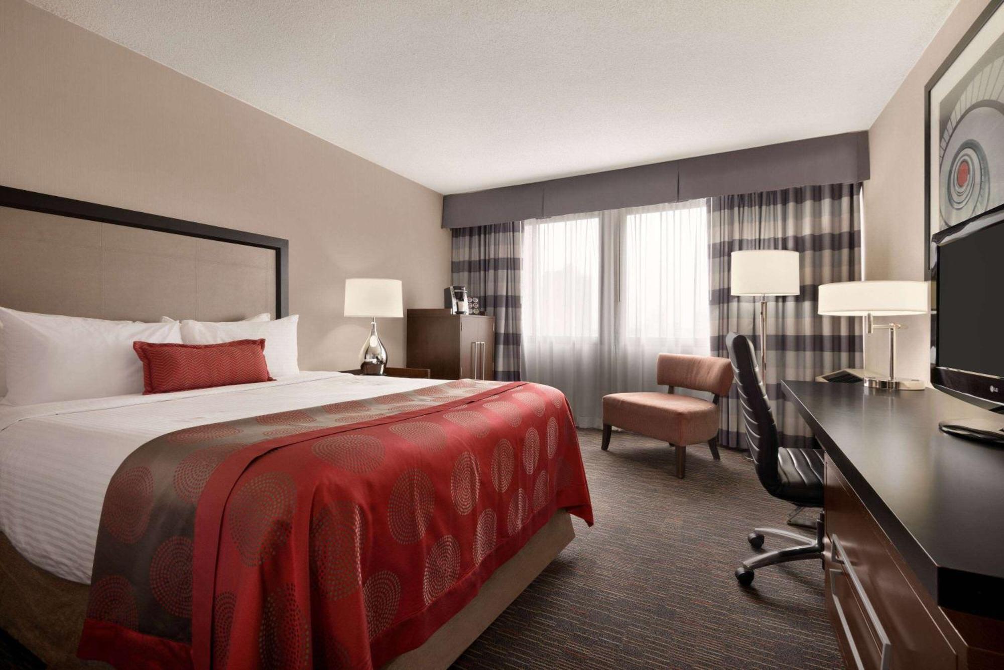 Ramada Plaza By Wyndham Regina Downtown Otel Dış mekan fotoğraf