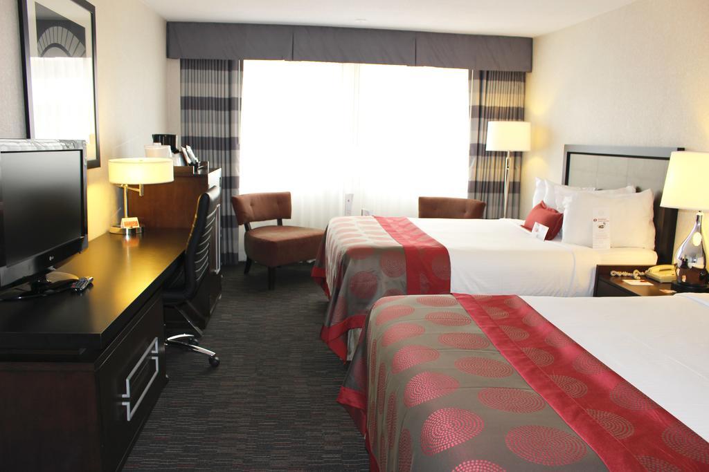 Ramada Plaza By Wyndham Regina Downtown Otel Dış mekan fotoğraf