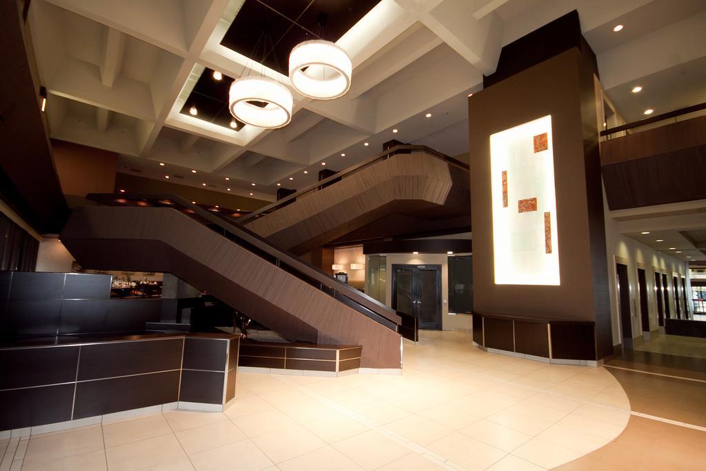 Ramada Plaza By Wyndham Regina Downtown Otel İç mekan fotoğraf