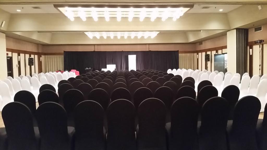 Ramada Plaza By Wyndham Regina Downtown Otel Dış mekan fotoğraf
